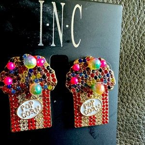 Gold plated popcorn 🍿 bucket earrings INC
